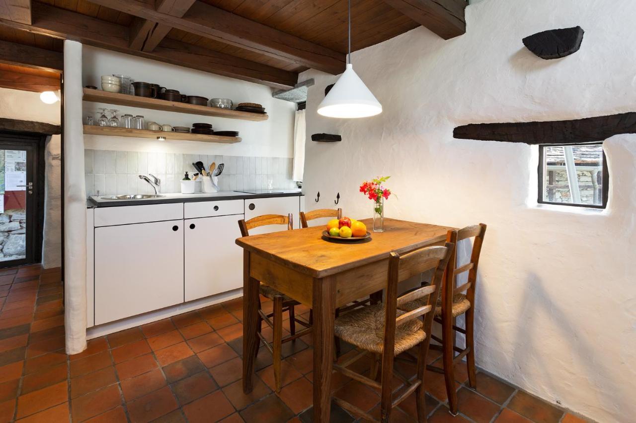 Rustici della Verzasca Ferien Wohnungen Vogorno Esterno foto